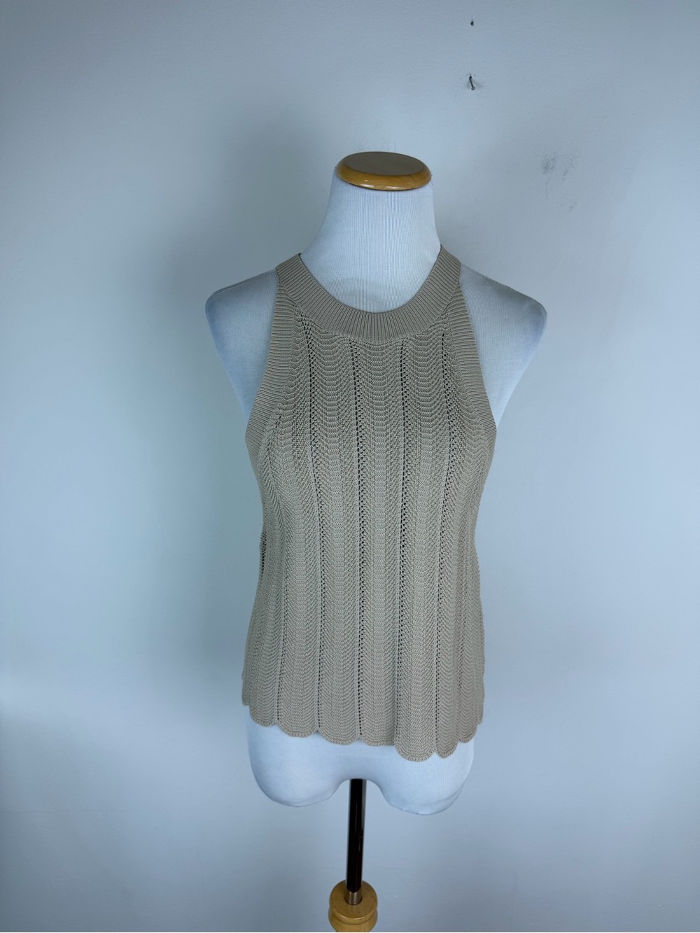 NWT Aritzia Wilfred New Halter Knit Top Size M Olive Beige Size M